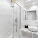 Golden Luxe - Mennica - Business & Center