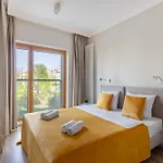 Golden Luxe - Mennica - Business & Center *