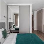 Golden Luxe - Mennica - Business & Center *