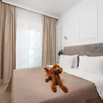 Golden Luxe - Mennica - Business & Center *