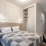 Golden Luxe - Mennica - Business & Center Апартаменты *