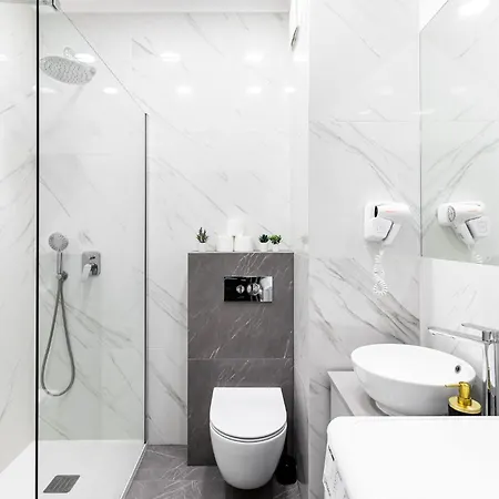 Golden Luxe - Mennica - Business & Center Varşova