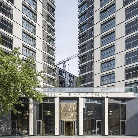 Golden Luxe - Mennica - Business & Center Warschau