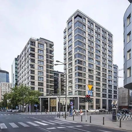 Golden Luxe - Mennica - Business & Center