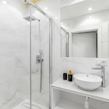 Golden Luxe - Mennica - Business & Center * Varsovie