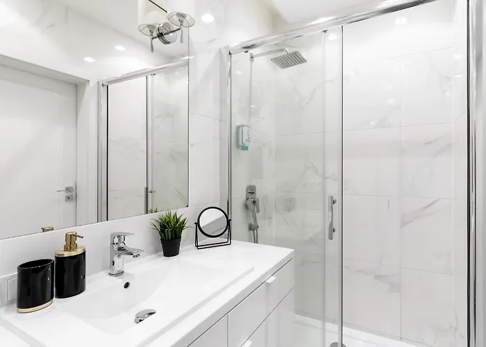 Golden Luxe - Mennica - Business & Center * وارسو