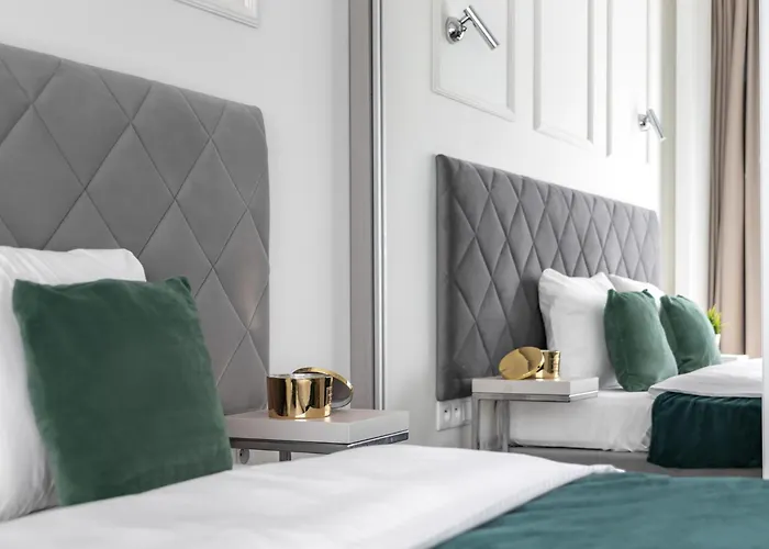 Golden Luxe - Mennica - Business & Center