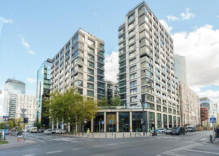 Golden Luxe - Mennica - Business & Center *