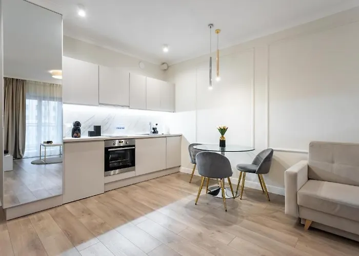 Golden Luxe - Mennica - Business & Center * وارسو