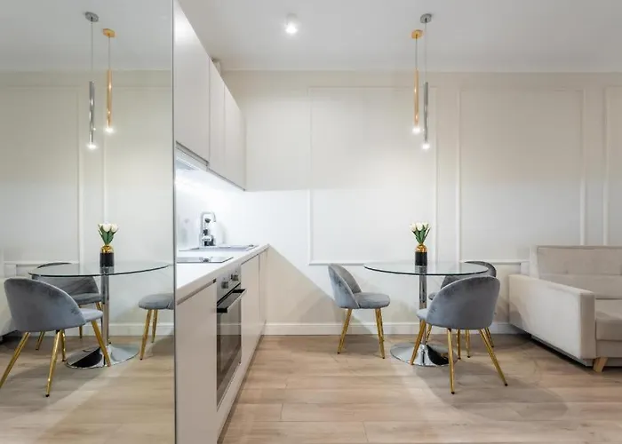 Golden Luxe - Mennica - Business & Center شقة