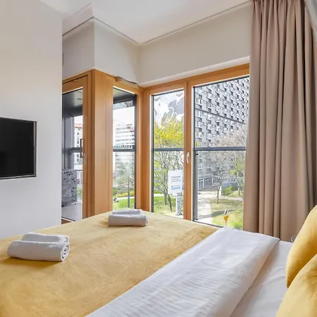 Golden Luxe - Mennica - Business & Center Varsóvia