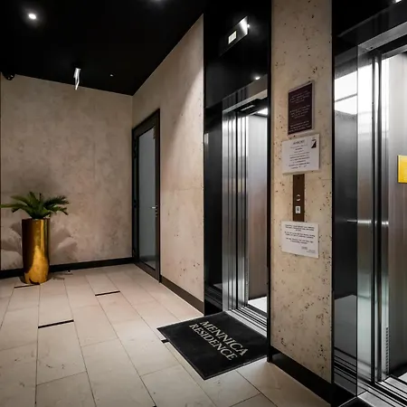 Apartment Golden -city Center - Mennica *