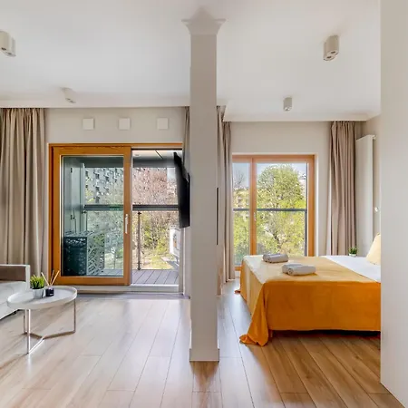 Golden -city Center - Mennica Apartment